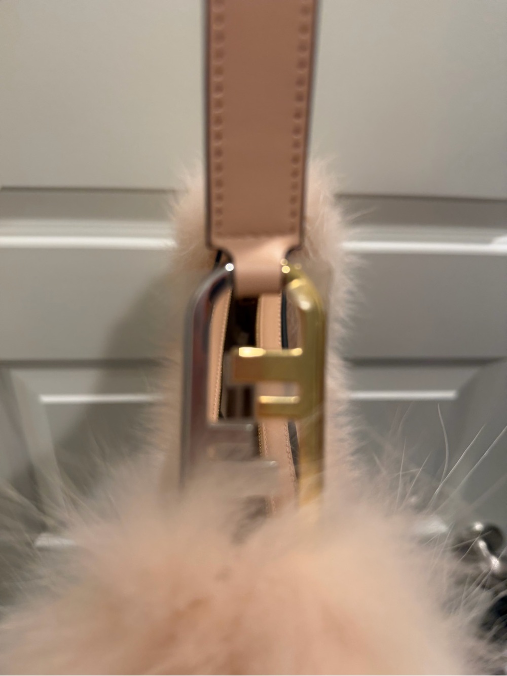 Fendi O'Lock Swing In Pink shoulder bag - Picture 11 of 11